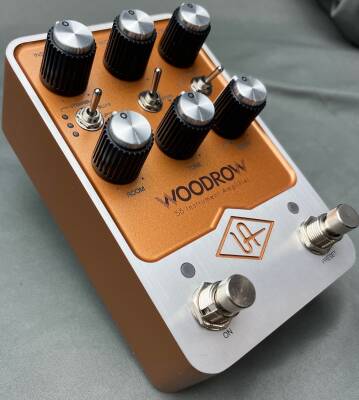 Universal Audio UAFX Woodrow '55 Instrument Amplifier Pedal